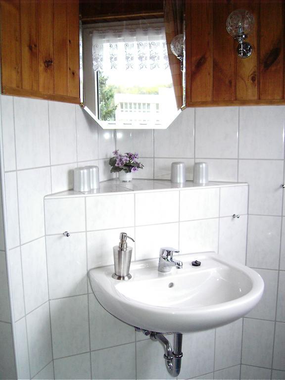 Ferienwohnung Zum Wald Sellin  객실 사진
